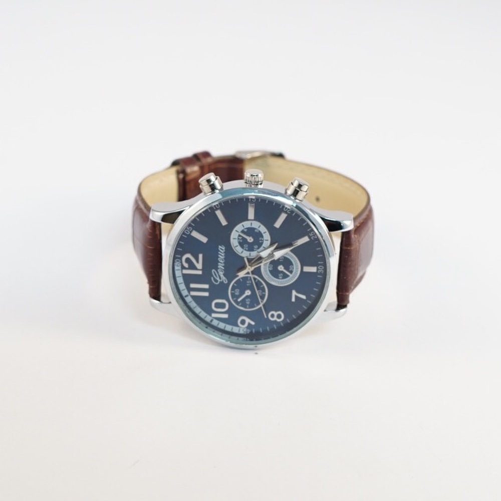 New blue faced unisex watch with brown straps